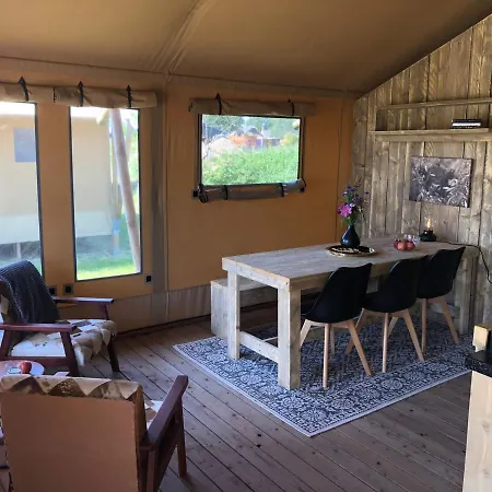 De Hazelaarshof Luxe Glampingtent Bij Natuurgebied De Millingerwaard Kekerdom Extérieur photo