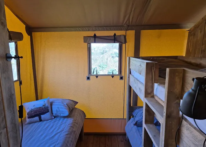 De Hazelaarshof Luxe Glampingtent Bij Natuurgebied De Millingerwaard